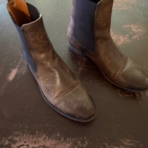 Frye Melissa Chelsea Boots - Picture 3 of 9